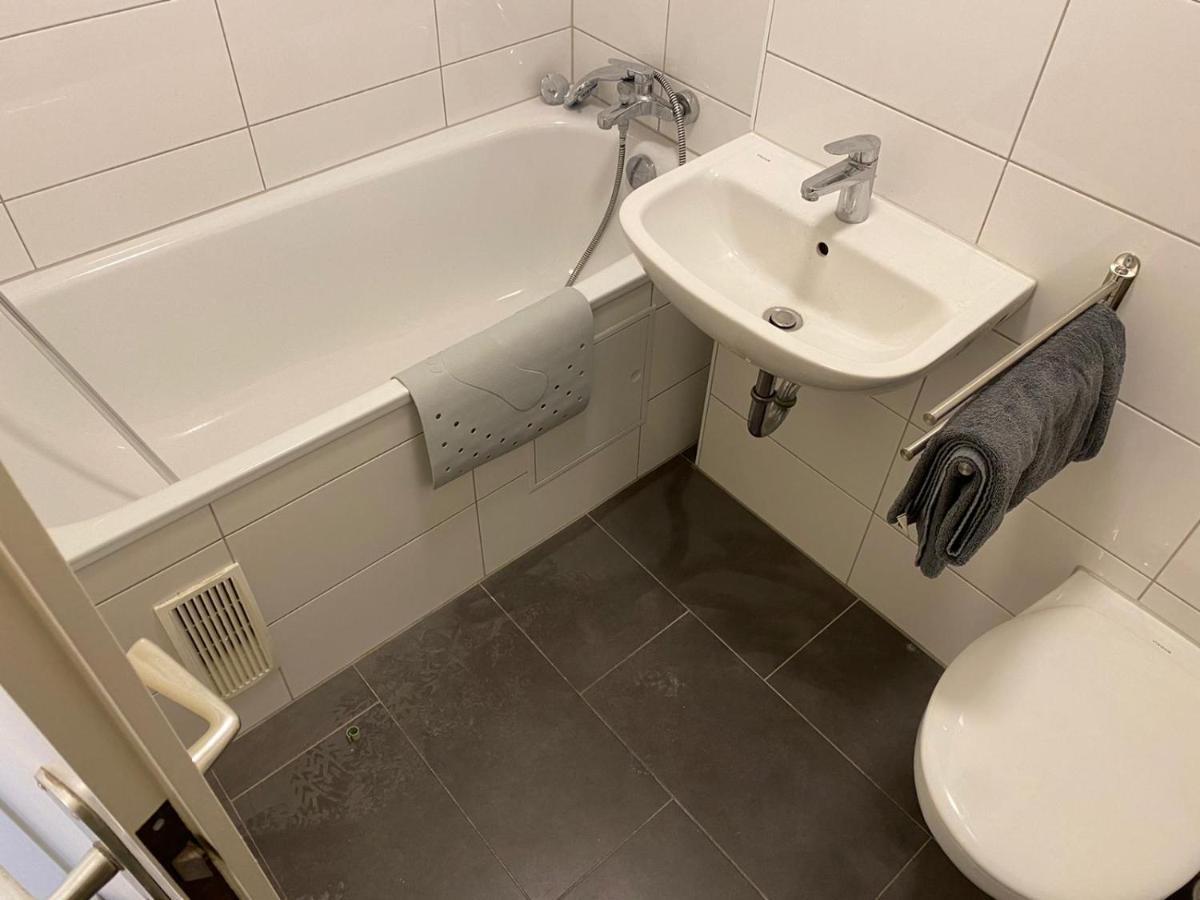 Interaktiv Appartements In Ratingen - Duesseldorferstrasse Ngoại thất bức ảnh