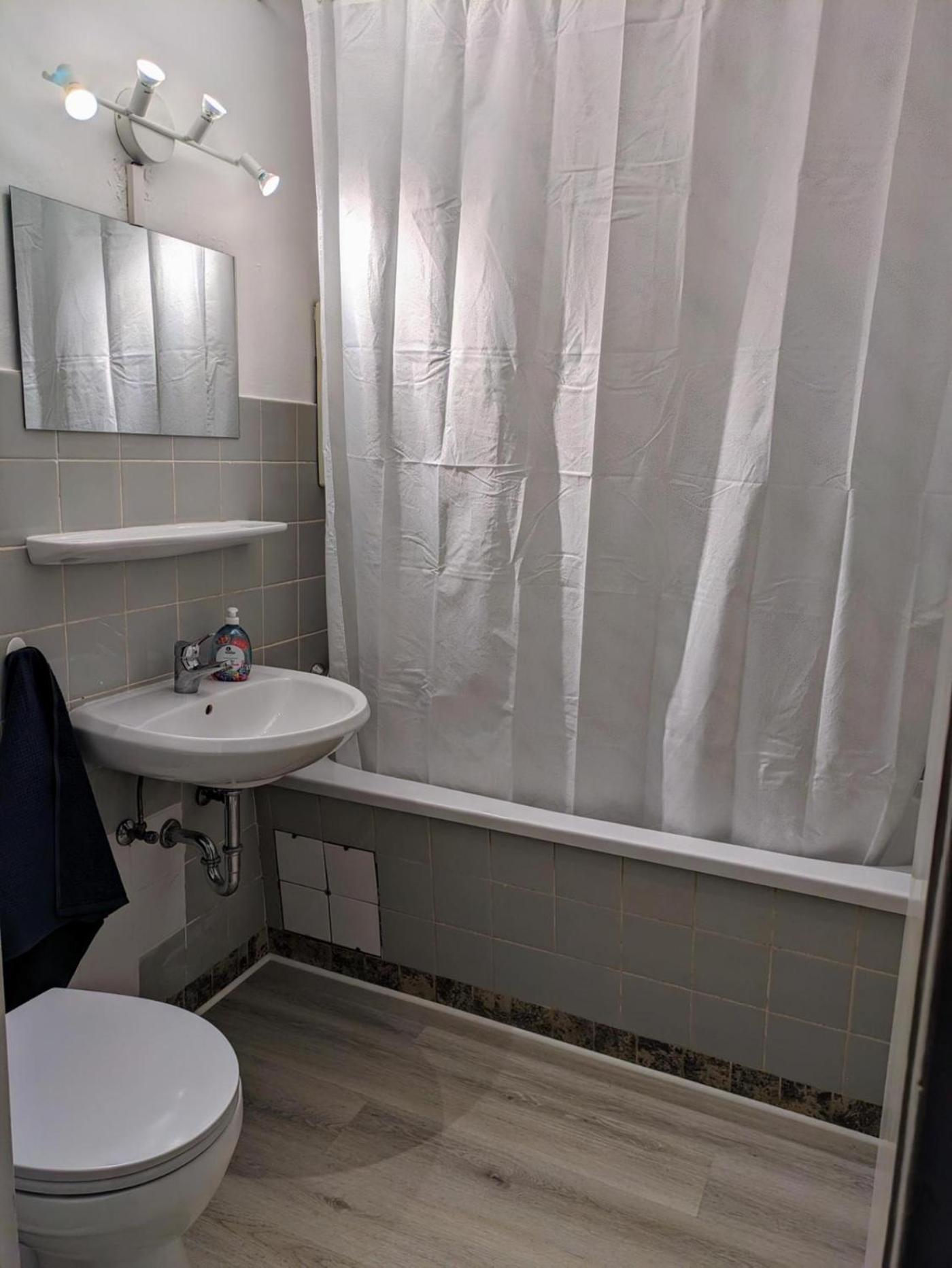 Interaktiv Appartements In Ratingen - Duesseldorferstrasse Ngoại thất bức ảnh