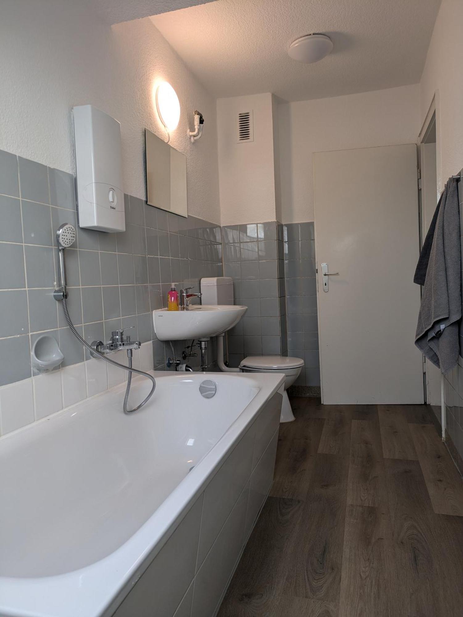 Interaktiv Appartements In Ratingen - Duesseldorferstrasse Ngoại thất bức ảnh